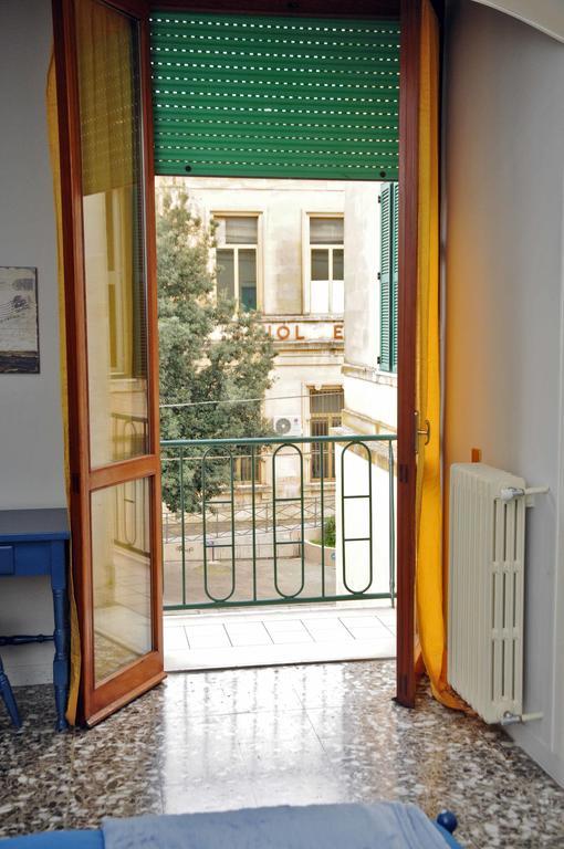Le Tre Civette Bed & Breakfast Lecce Luaran gambar
